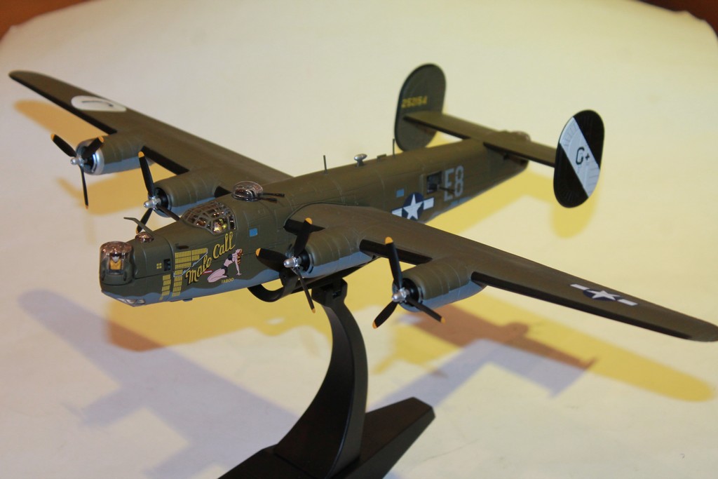 CONSOLIDATED B24 LIBERATOR "MALE CALL" 1944 CORGI 1/72°