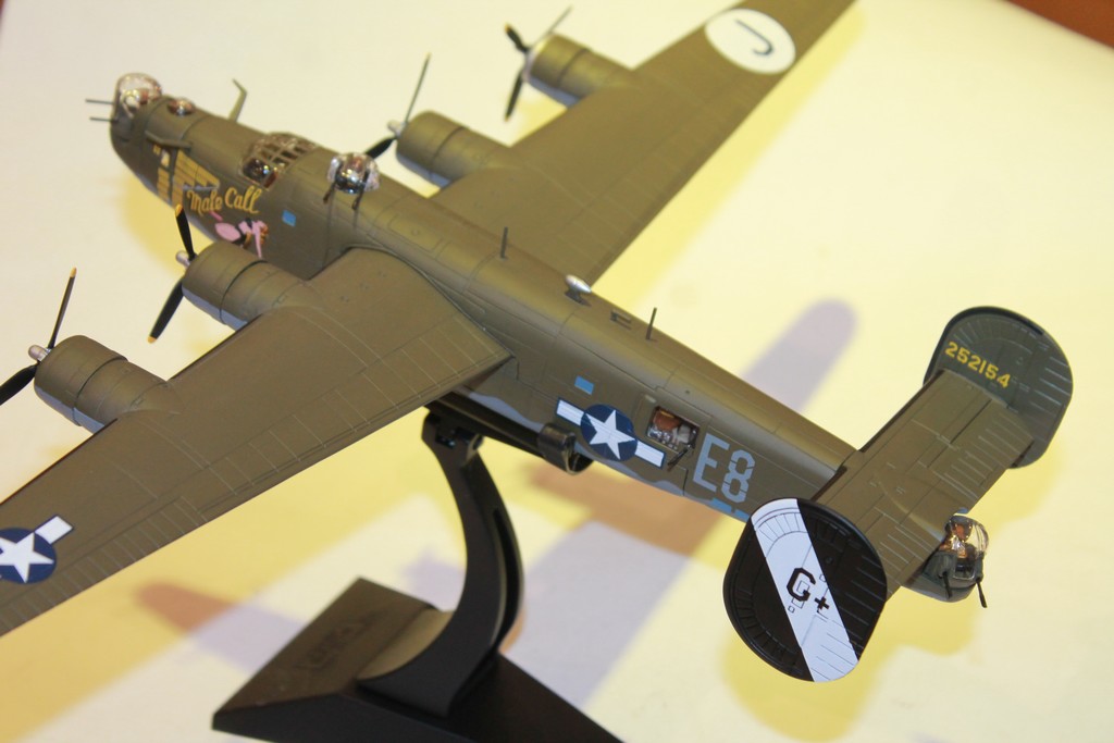 CONSOLIDATED B24 LIBERATOR "MALE CALL" 1944 CORGI 1/72°