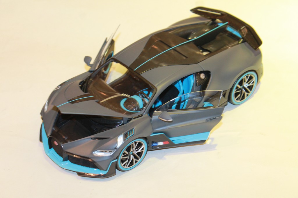 BUGATTI DIVO 2019 BURAGO 1/18°