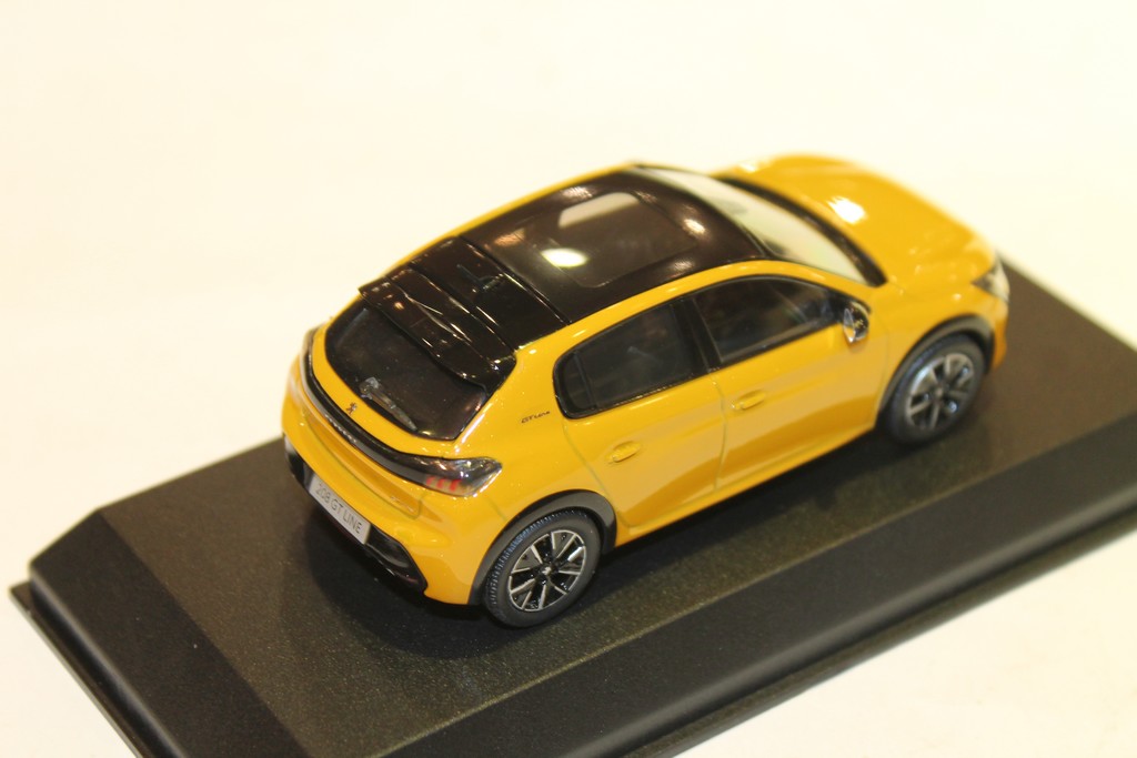 PEUGEOT 208 GT LINE 2019 JAUNE NOREV 1/43°