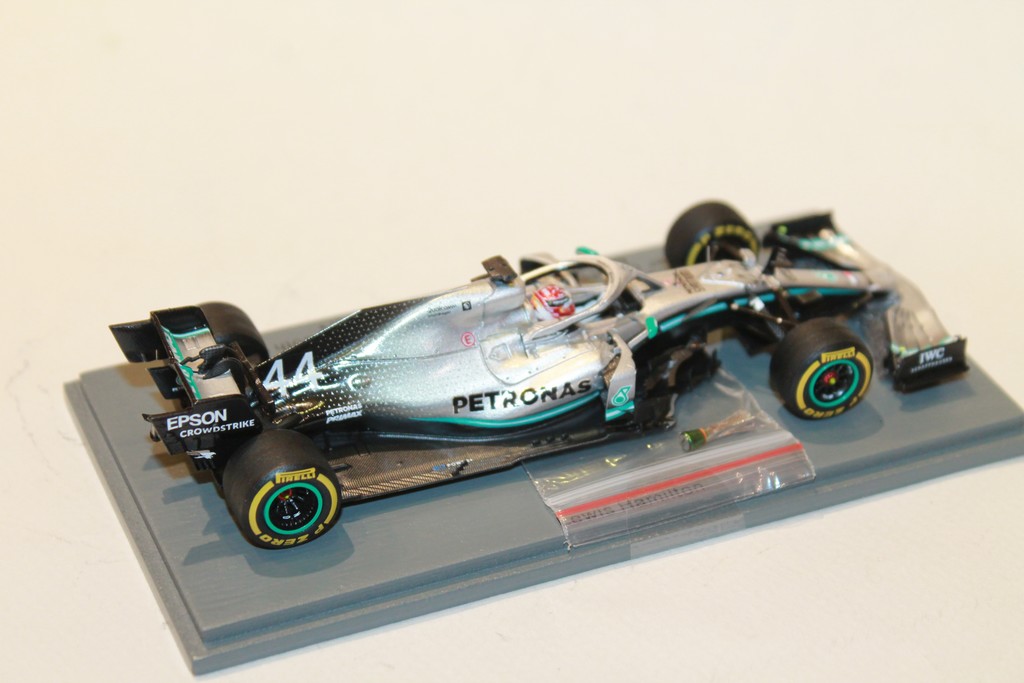 MERCEDES AMG PETRONAS W10 WIN CHINA GP HAMILTON SPARK 1/43°