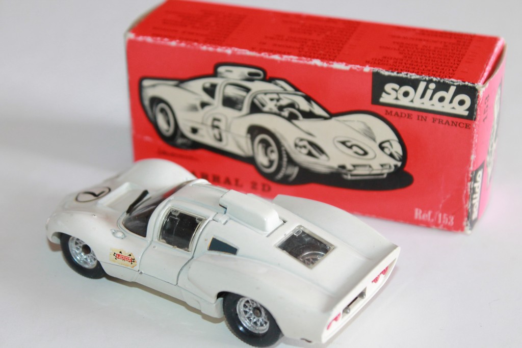 CHAPARRAL 2D SOLIDO 1/43°