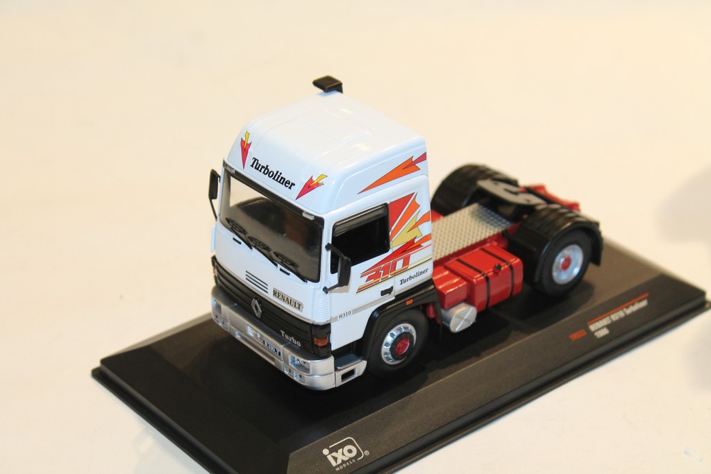 miniature ixo