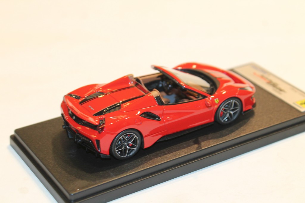 FERRARI 488 PISTA SPIDER RED LOOKSMART 1/43°