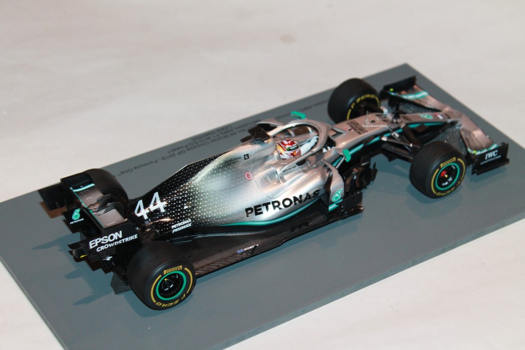 MERCEDES AMG PETRONAS F1 W10 N°44 2019 SPARK 1/18°