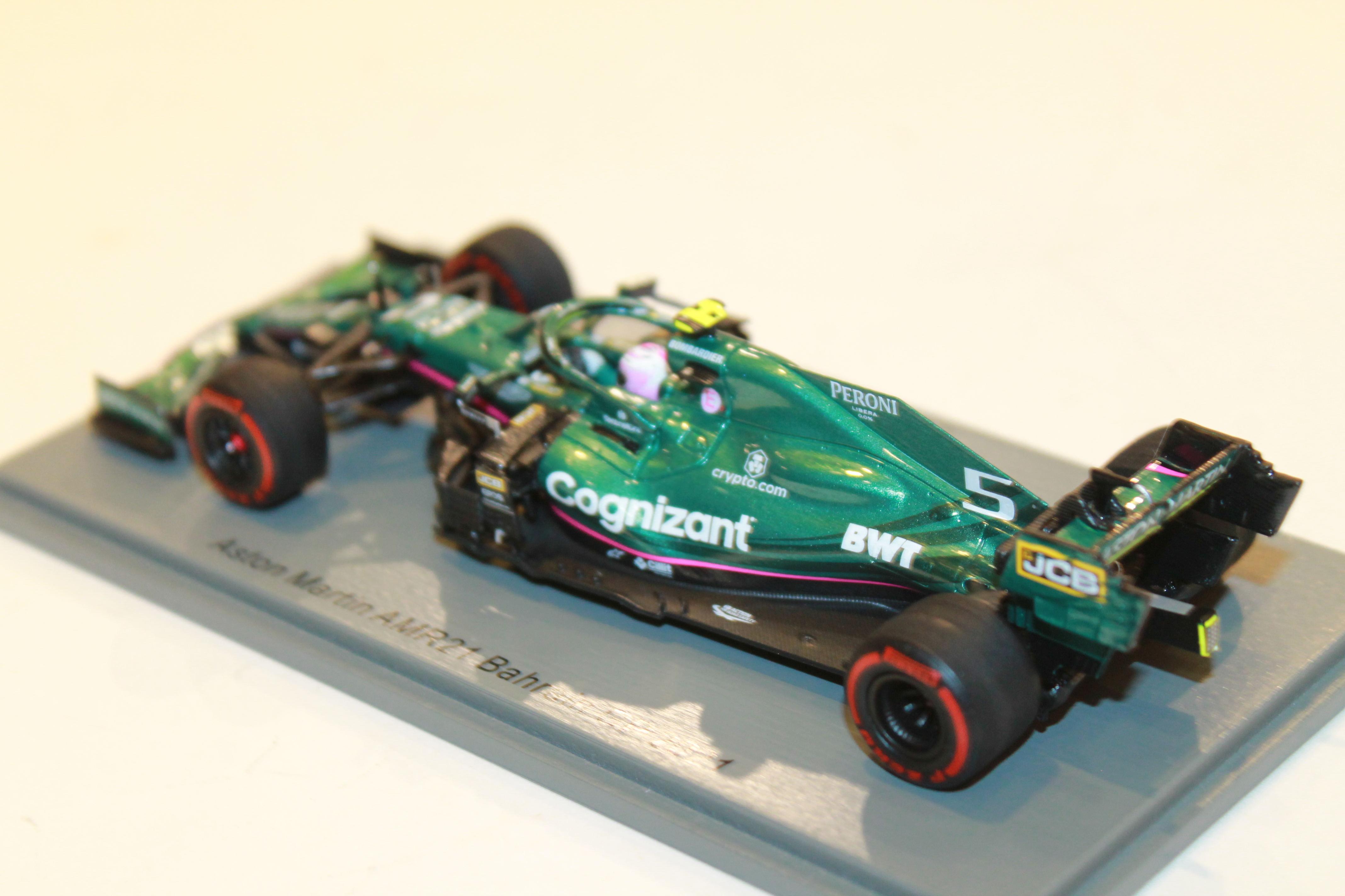 ASTON MARTIN AMR21 N°5 VETTEL GP BAHRAIN 2021 SPARK 1/43°