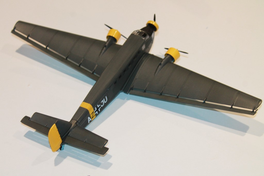 JUNKERS JU52/3M AZJU SALIS SCHUCO 1/72°