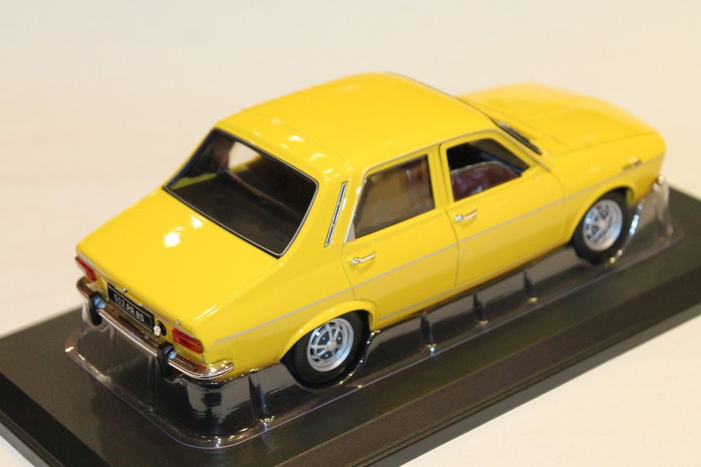 RENAULT 12 TS 1973 NOREV 1/18°