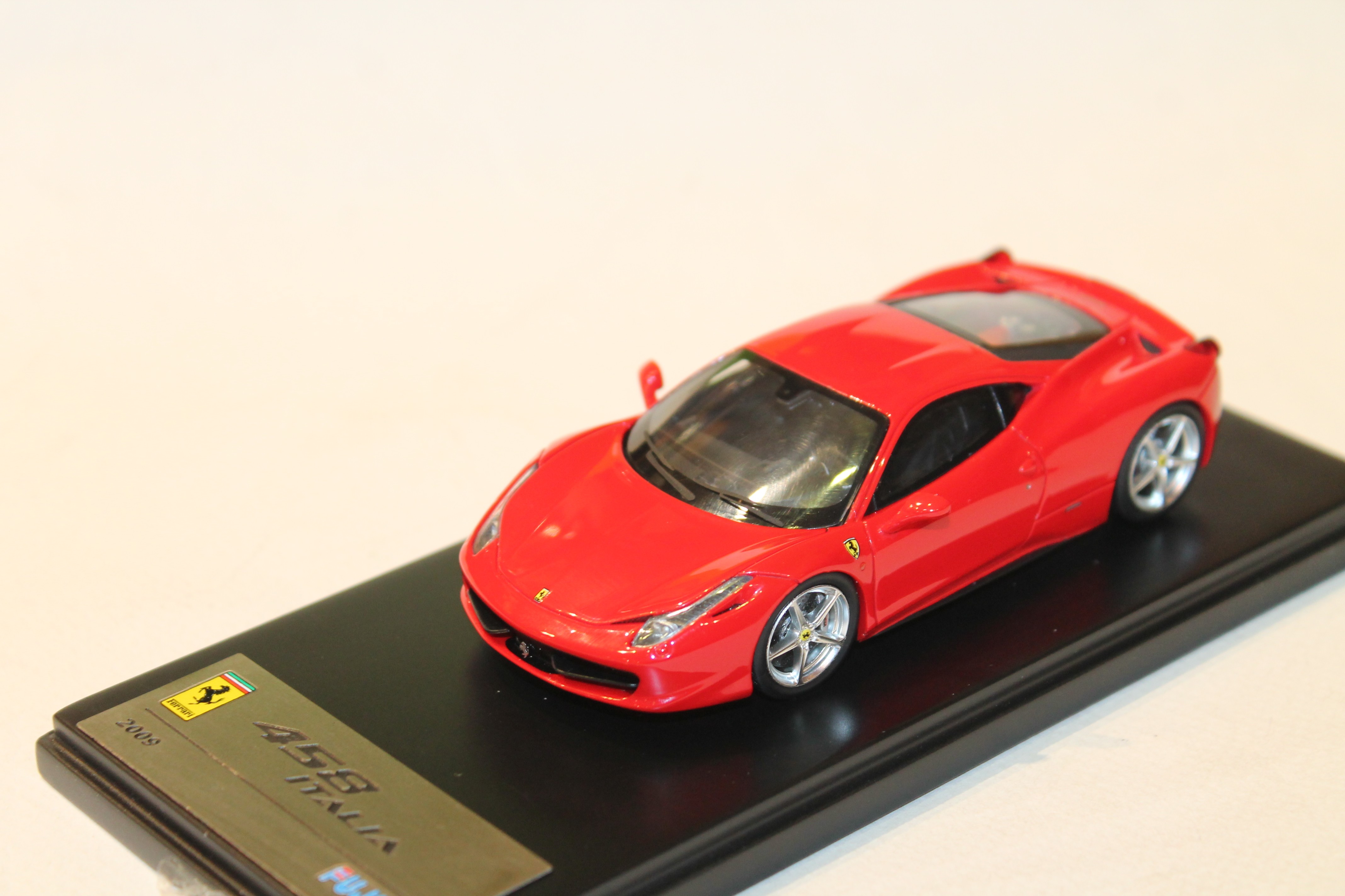 FERRARI 458 ITALIA ROSSO SCUDERIA 2011 FUJIMI 1/43