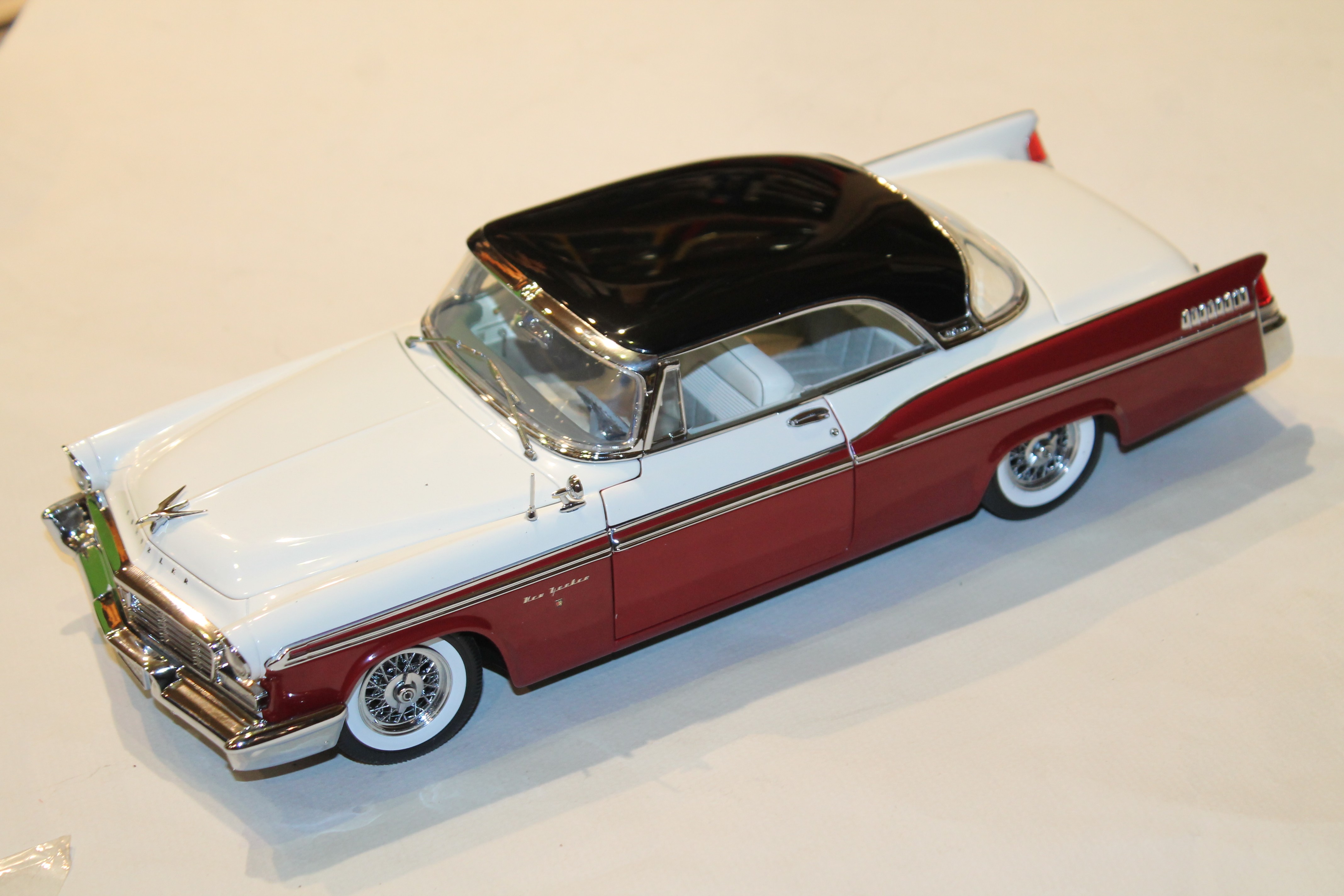 CHRYSLER NEW YORKER 1956 ACME 1/18°