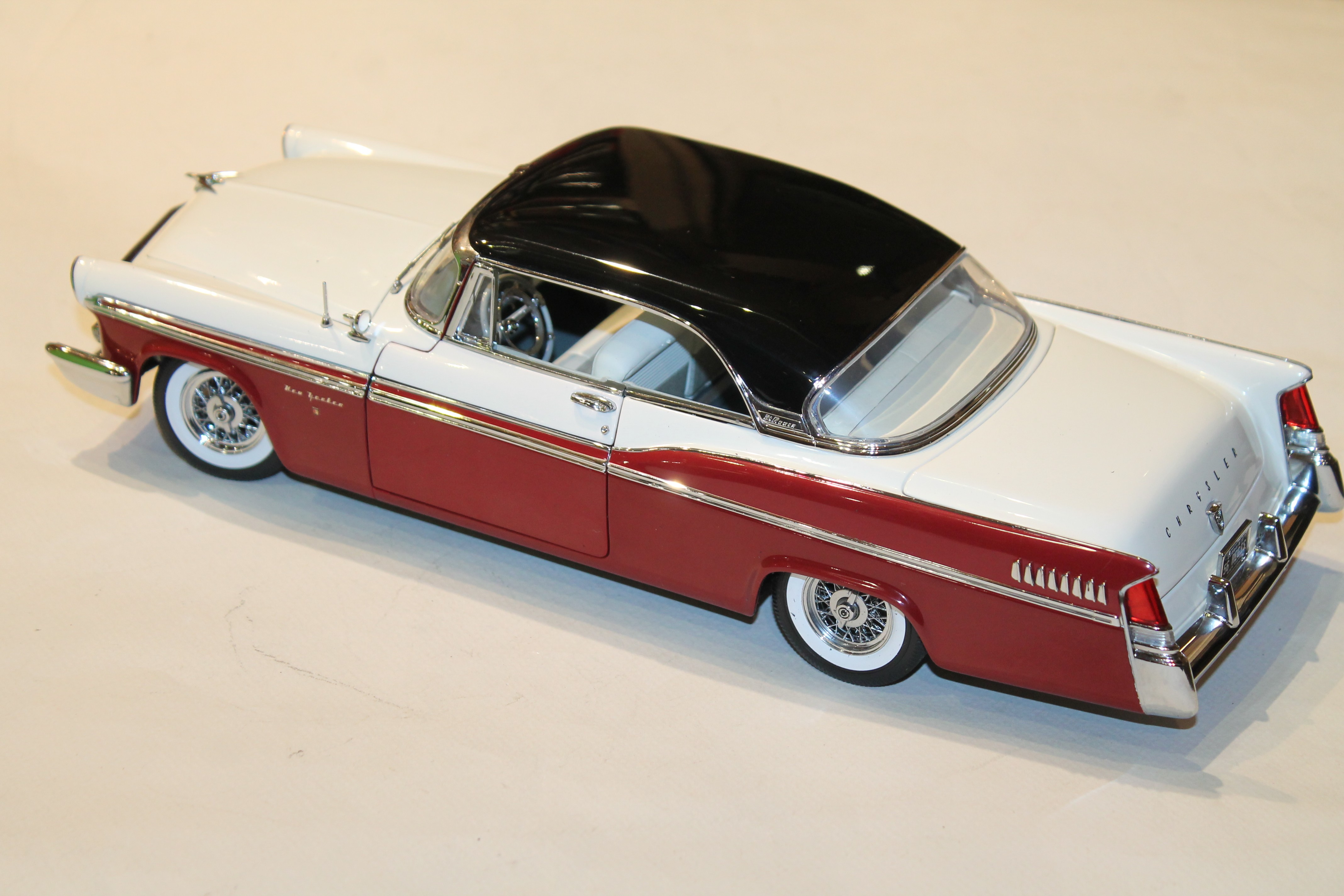 CHRYSLER NEW YORKER 1956 ACME 1/18°