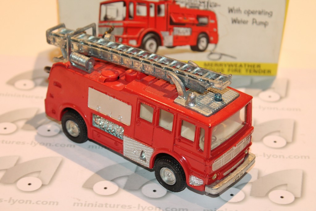 MERRYWEATHER MARQUIS FIRE TENDER DINKY TOYS 285 1/43°