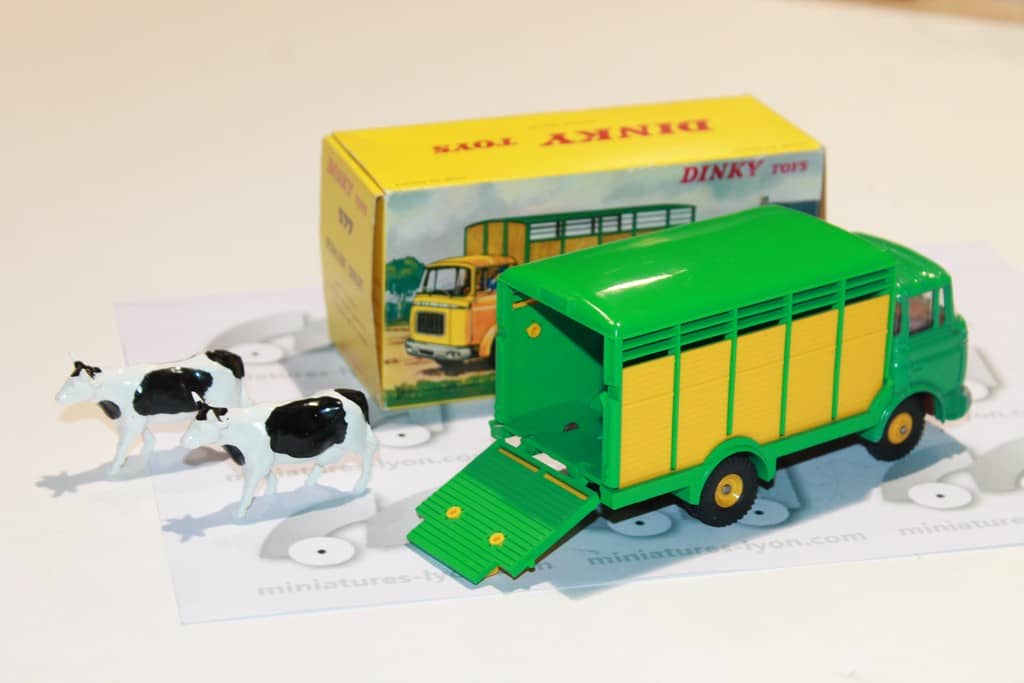 Norev 1/43 – Berliet GAK Bétaillère Avec 2 Vaches – Collection Cij (C80310)