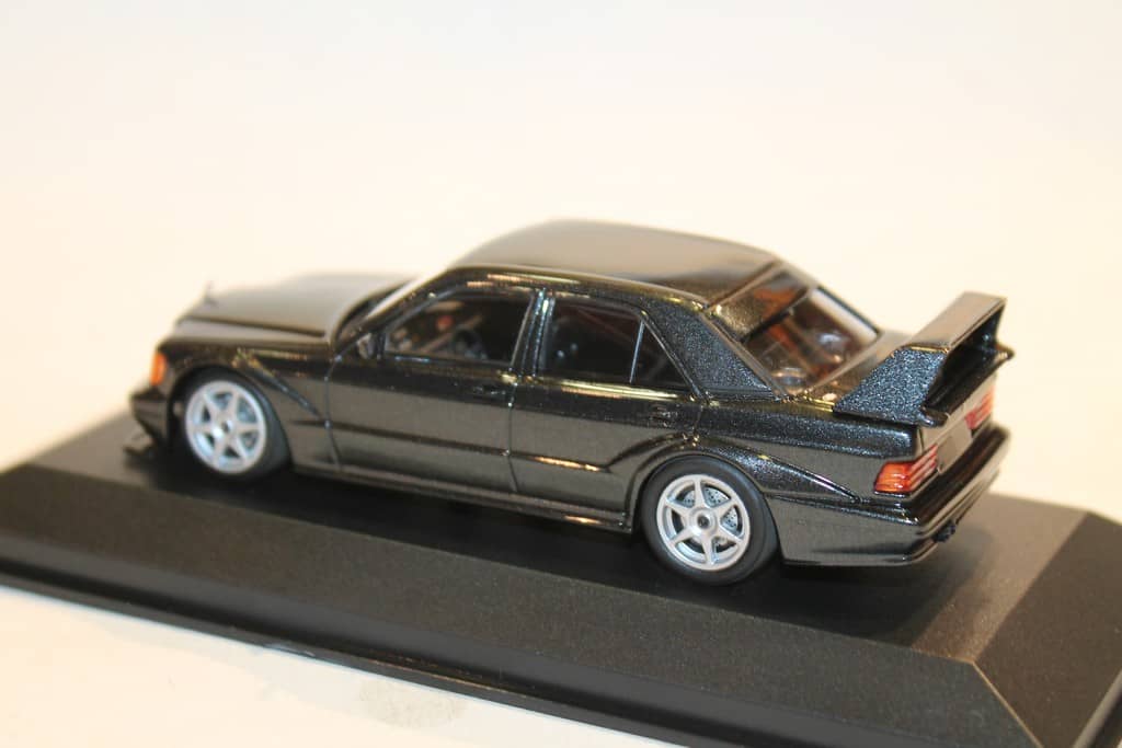 MERCEDES-BENZ 190E 2.5-16 EVO 2 BLACK 1990 MAXICHAMPS 1/43°