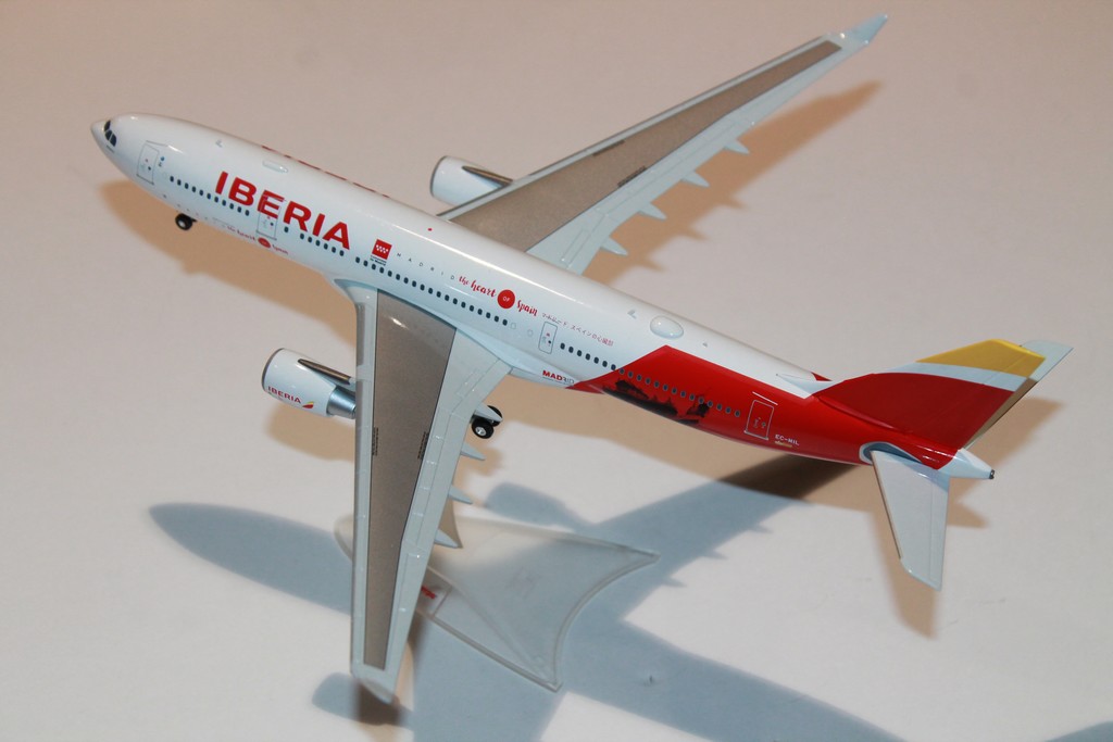 AIRBUS A330-200 IBERIA MADRID 2019 HERPA 1/200°