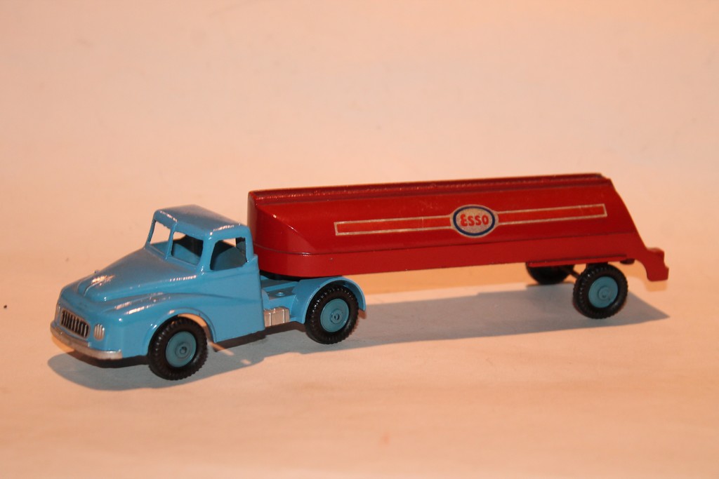 CAMION CITERNE 1955 LONE STAR 1/43°