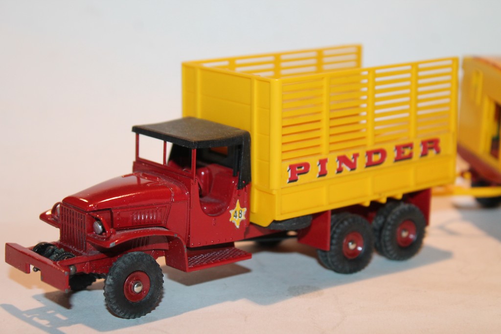 CAMION GMC PINDER 1967 DINKY TOYS 1/43°