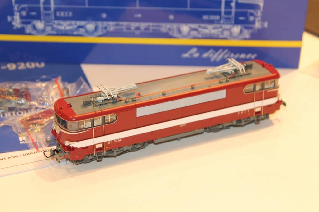 Motrice électrique BB-9288 SNCF beige - Jouef
