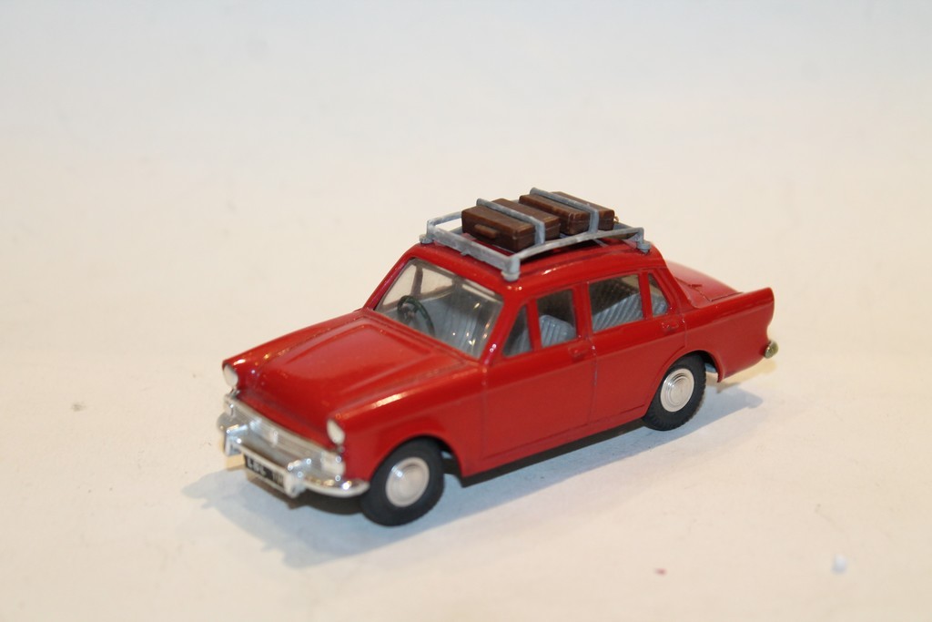 処分価格SPOT-ON HILLMAN MINX 1800ミニカー