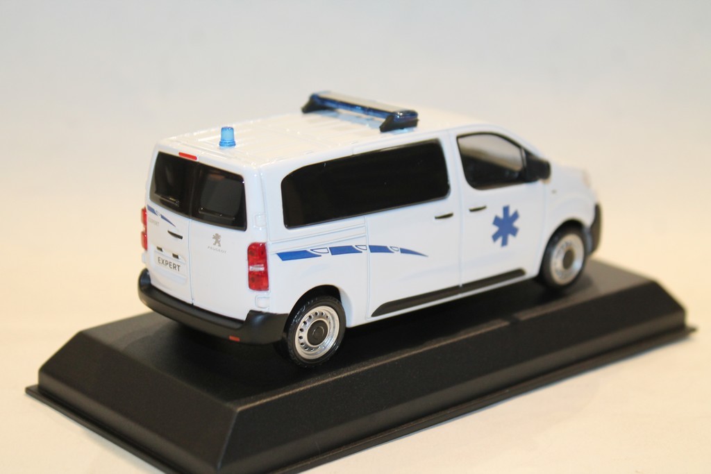 PEUGEOT EXPERT AMBULANCE 2016 NOREV 1/43°