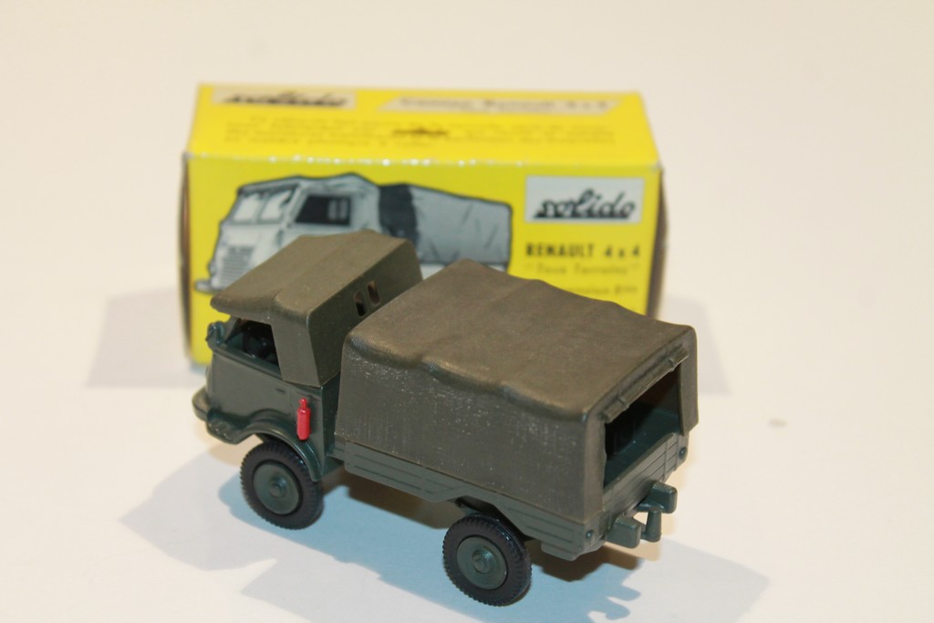 RENAULT 4X4 TOUS TERRAINS SOLIDO 1/43°