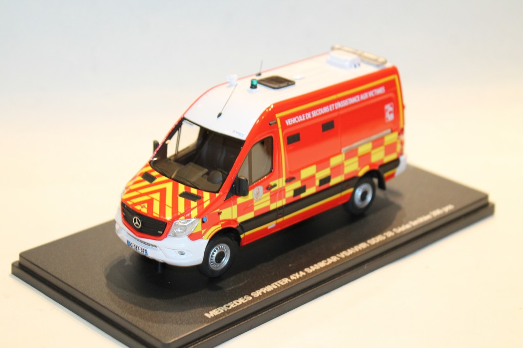 MERCEDES-BENZ SPRINTER 4X4 SANICAR VSAVHR 38 2016 ALERTE 1/43°