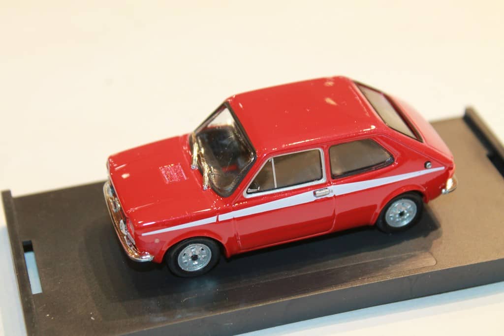NOREV SB 1/43 - Fiat Idea Rouge Norev EUR 20,00 - FR