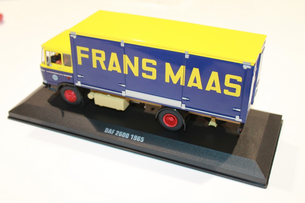 DAF 2600 FRANS MAAS 1965 IXO 1/43°