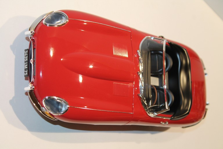 JAGUAR TYPE E CABRIOLET 1962 NOREV 1/12°