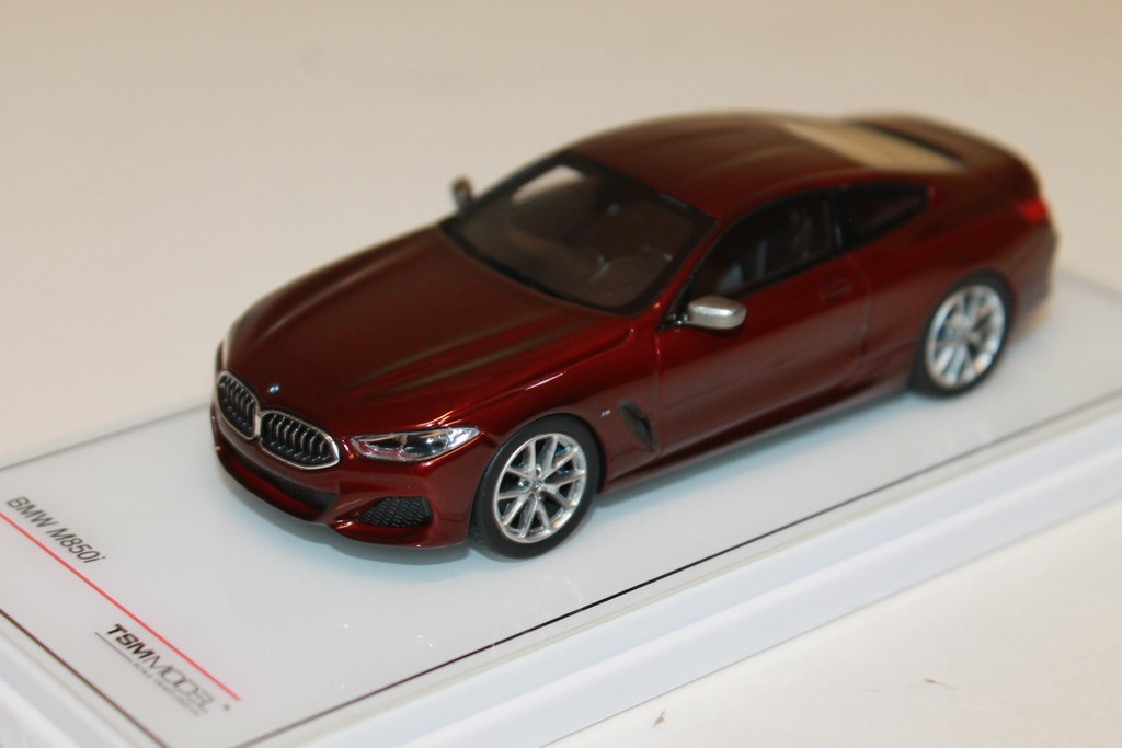 □TSMモデル 1/43 BMW850i アベンチュリンレッドメタリック