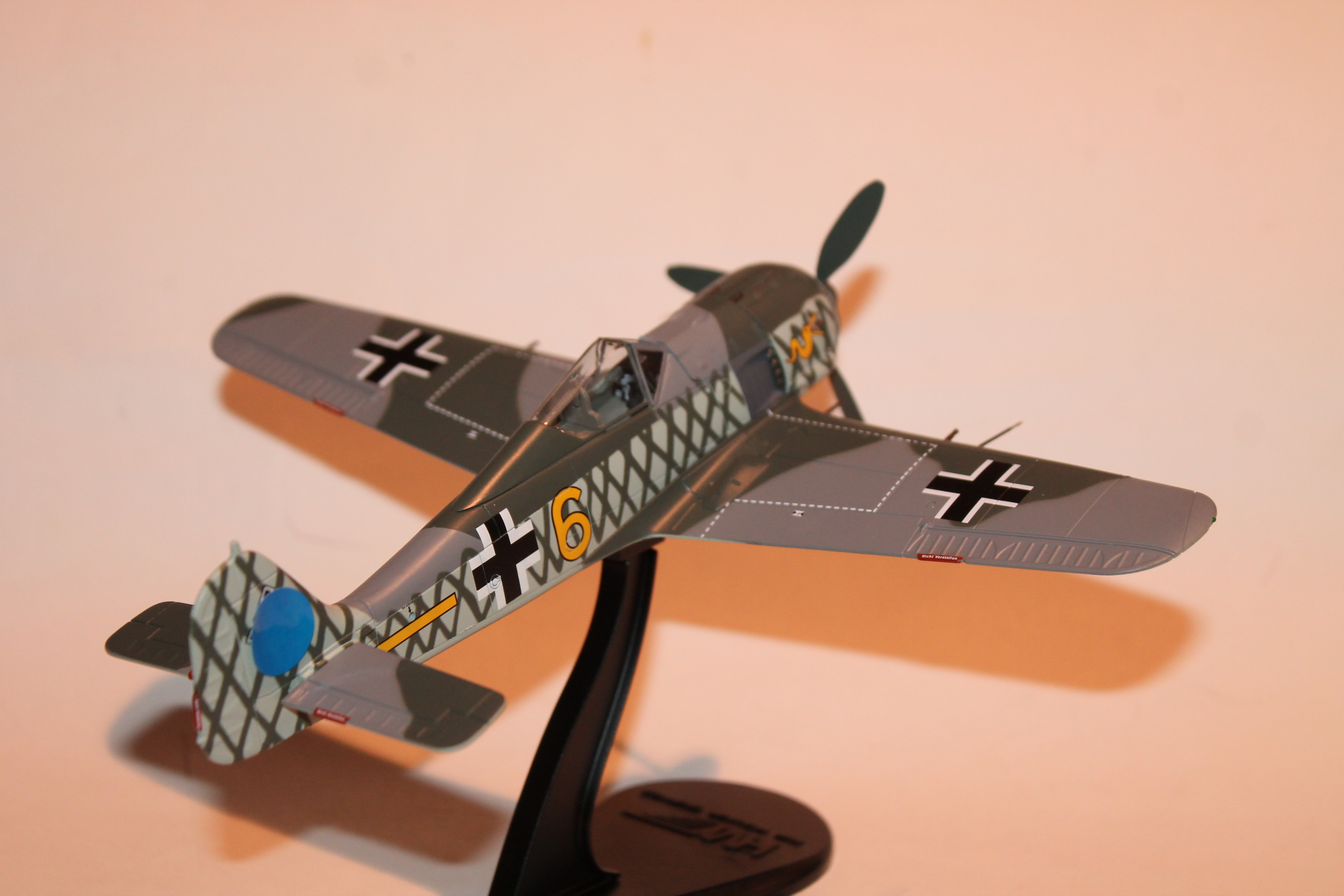 FW 190A-4 1942 HOBBYMASTER 1/48°