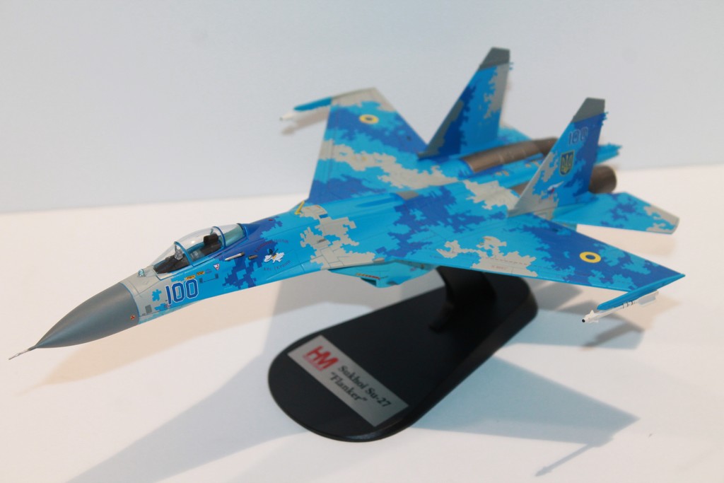 SUKHOI SU-27 "FLANKER" 1980 HOBBY MASTER 1/72°