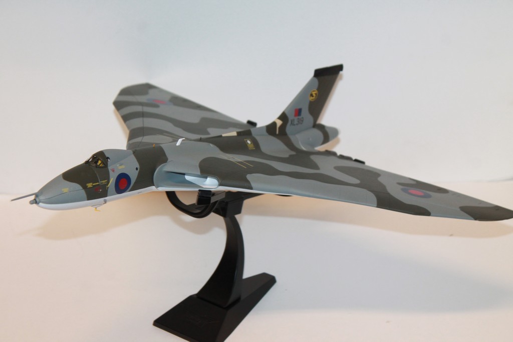 AVRO VULCAN B.2 CORGI 1/72°