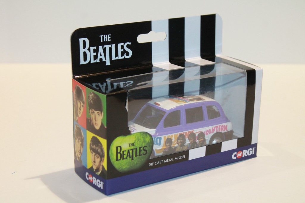 LONDON TAXI THE BEATLES HEY JUDE CORGI 1/36°