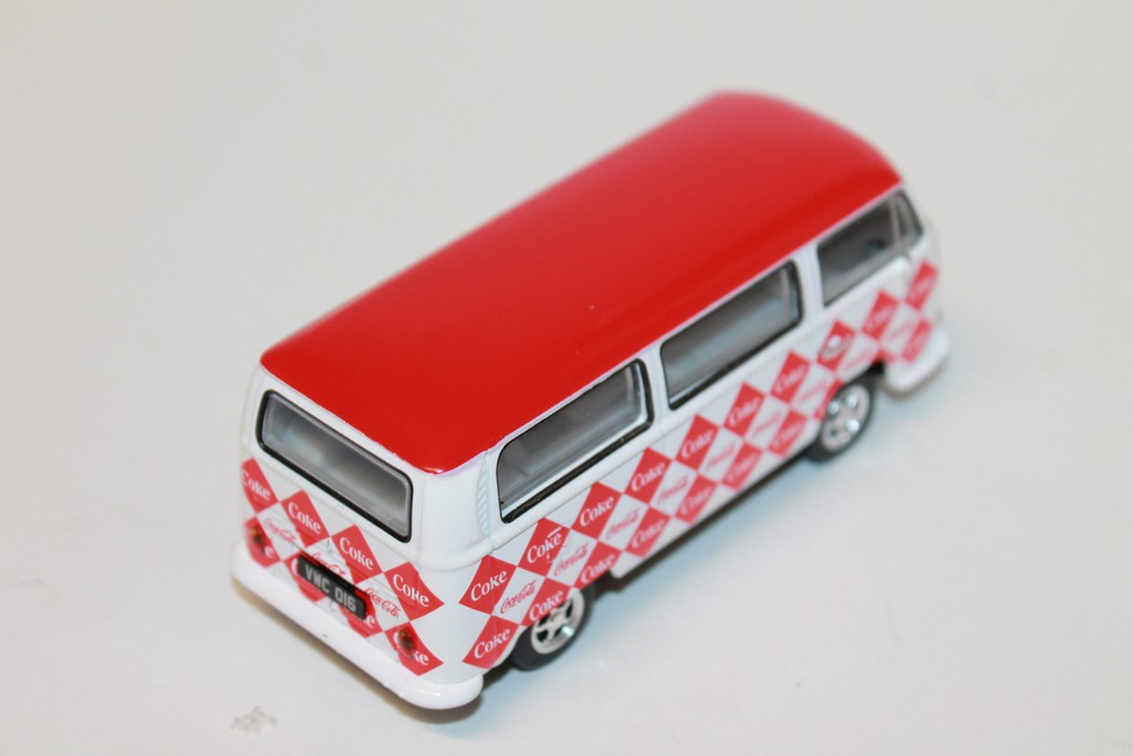 VOLKSWAGEN T2a CAMPERVAN COCA "DIAMOND" CORGI 1/43°