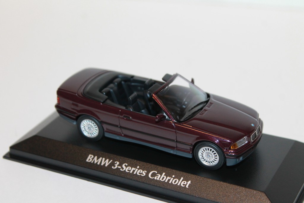 BMW SERIE 3 E36 CABRIOLET VIOLETTE 1993 MAXICHAMPS  1/43°