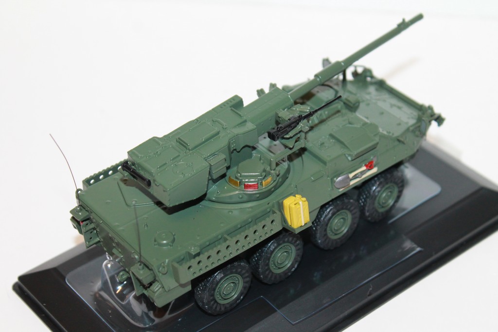 M1128 MGS STRYKER SOLIDO 1/48°