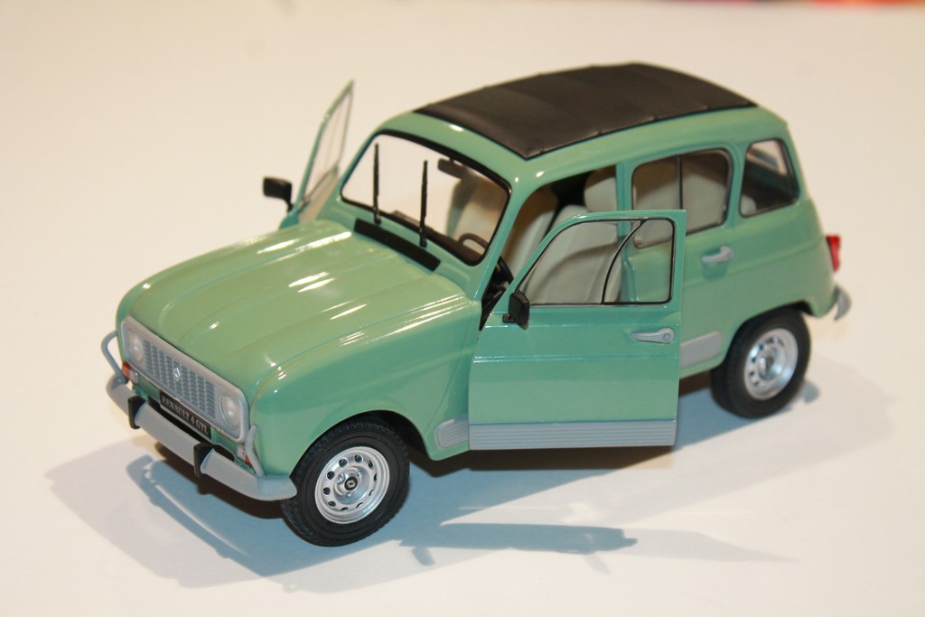 RENAULT 4L VERT 1978 SOLIDO 1/18°