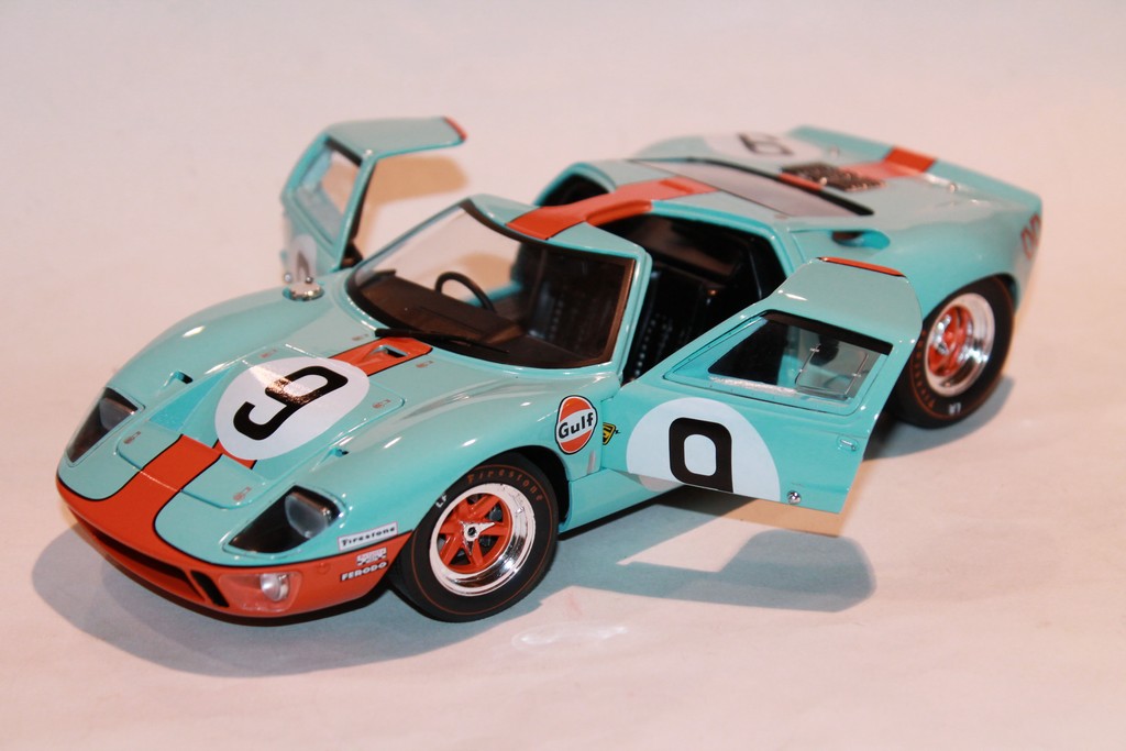 FORD GT40 GULF LM 1968 #9 SOLIDO 1/18°