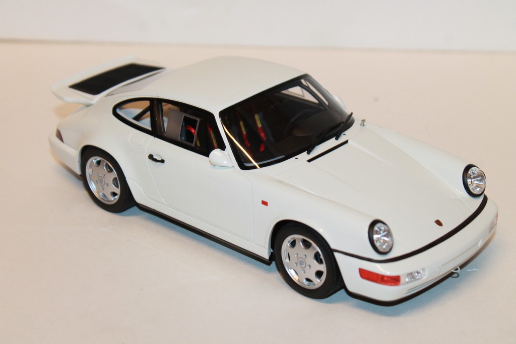 PORSCHE 964 C4 LIGHTWEIGHT BLANC GTSPIRIT 1/18°