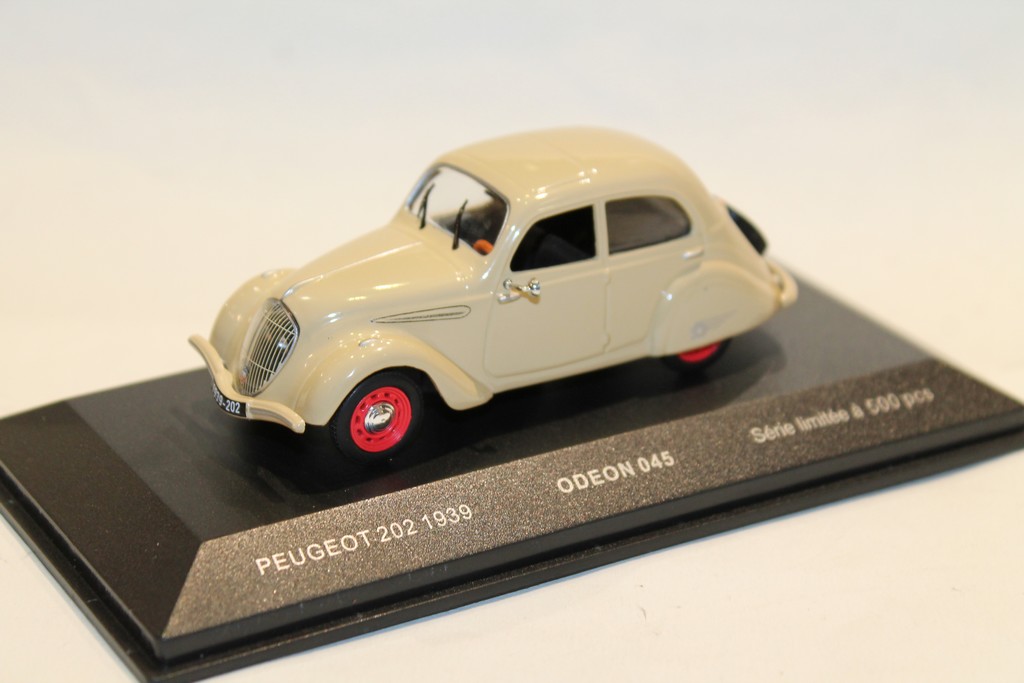 PEUGEOT 202 CREME 1939 ODEON 1/43°