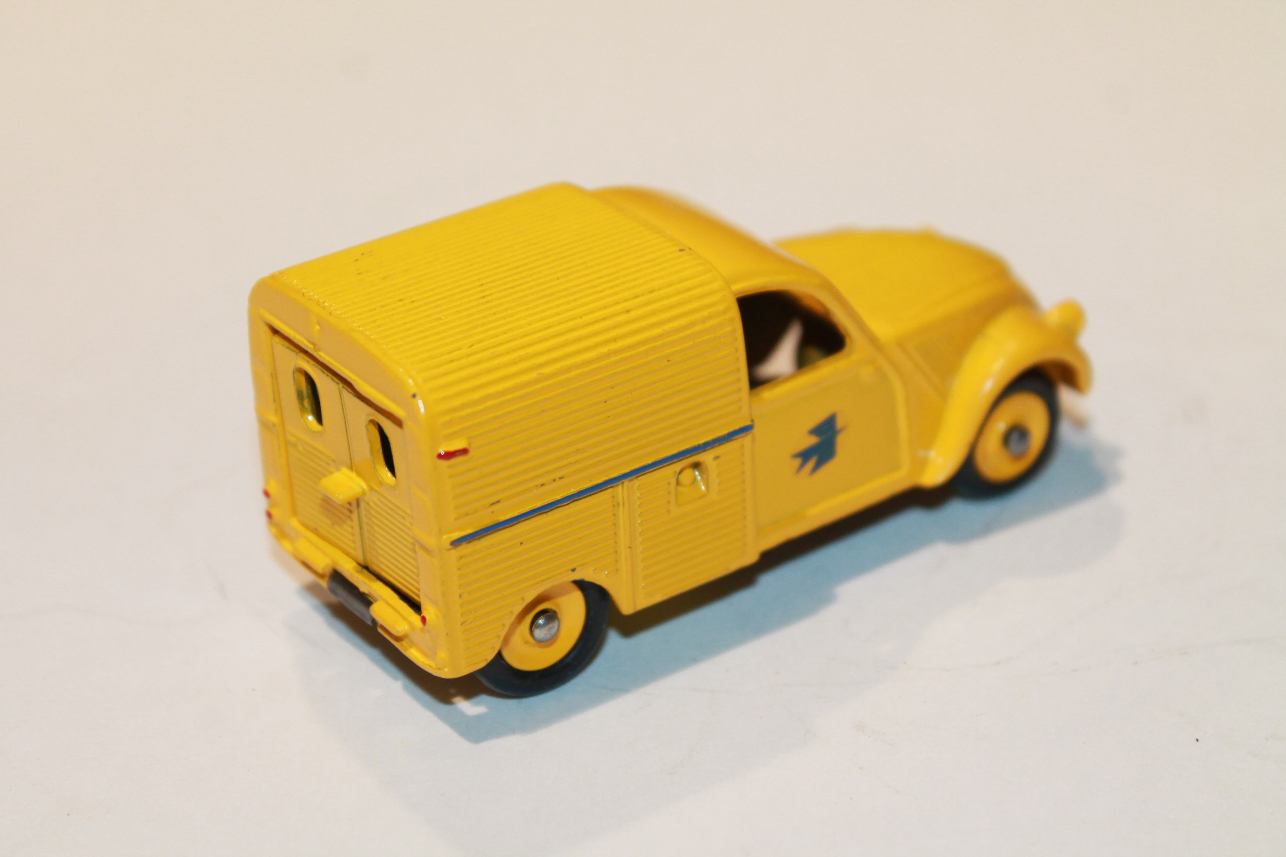 CITROEN 2CV POSTE DINKY TOYS 1/43°