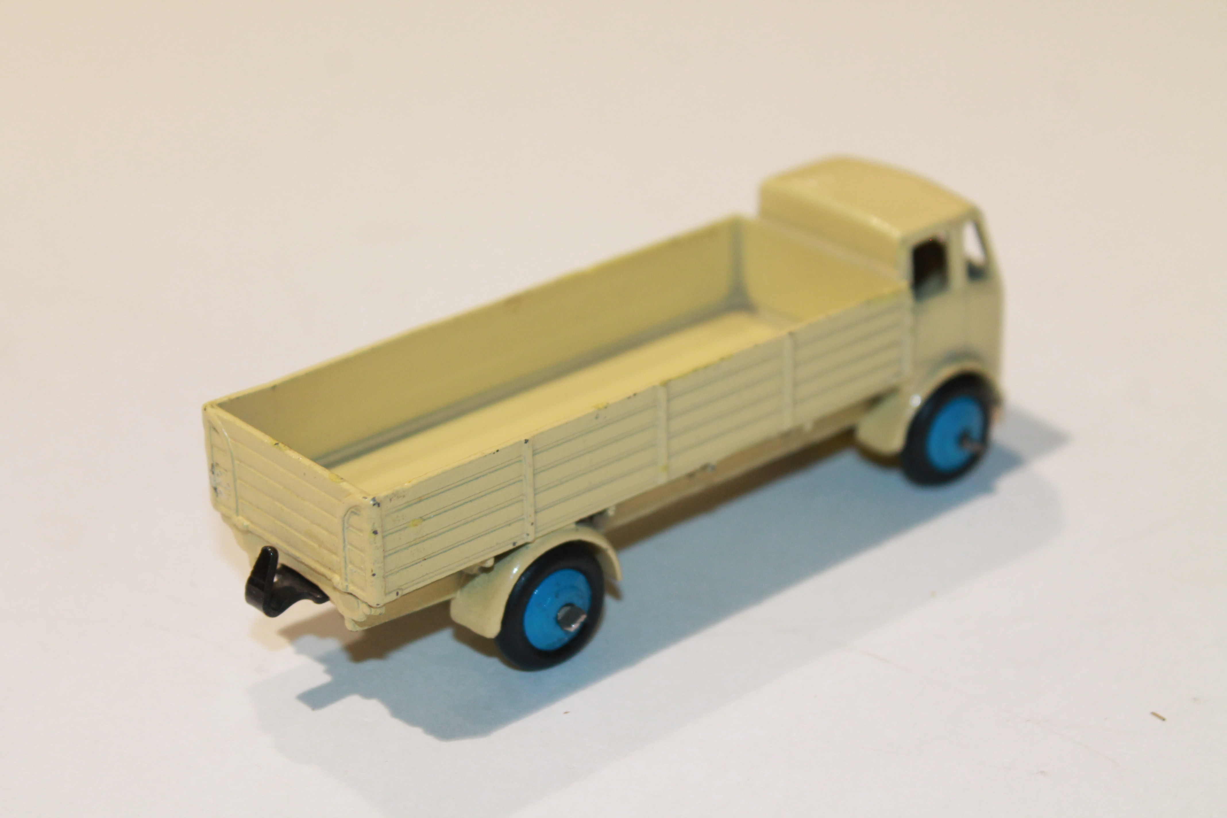 LEYLAND PLATEAU BEIGE DINKY TOYS 1/43°