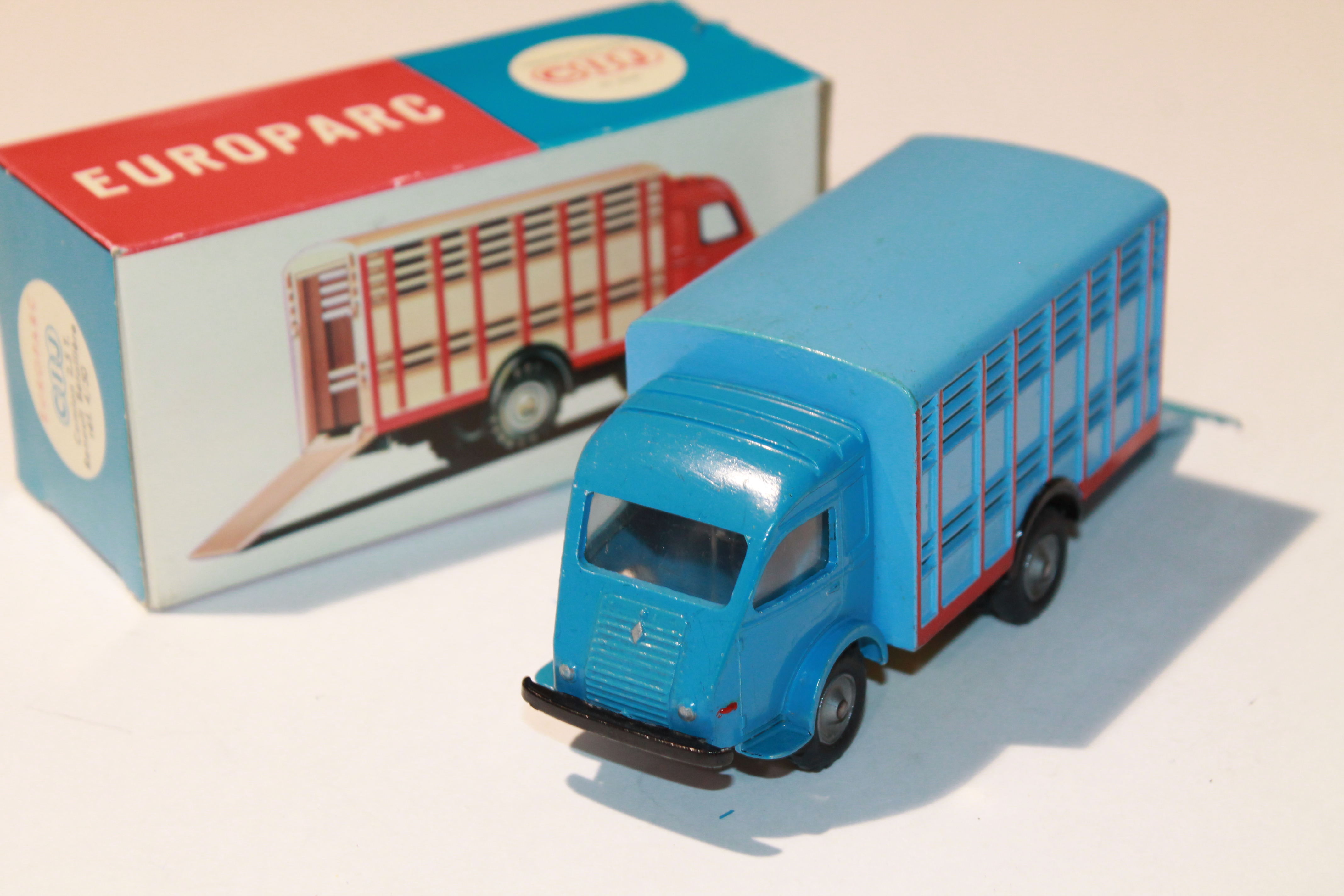 RENAULT BETAILLERE CIJ 1/43°