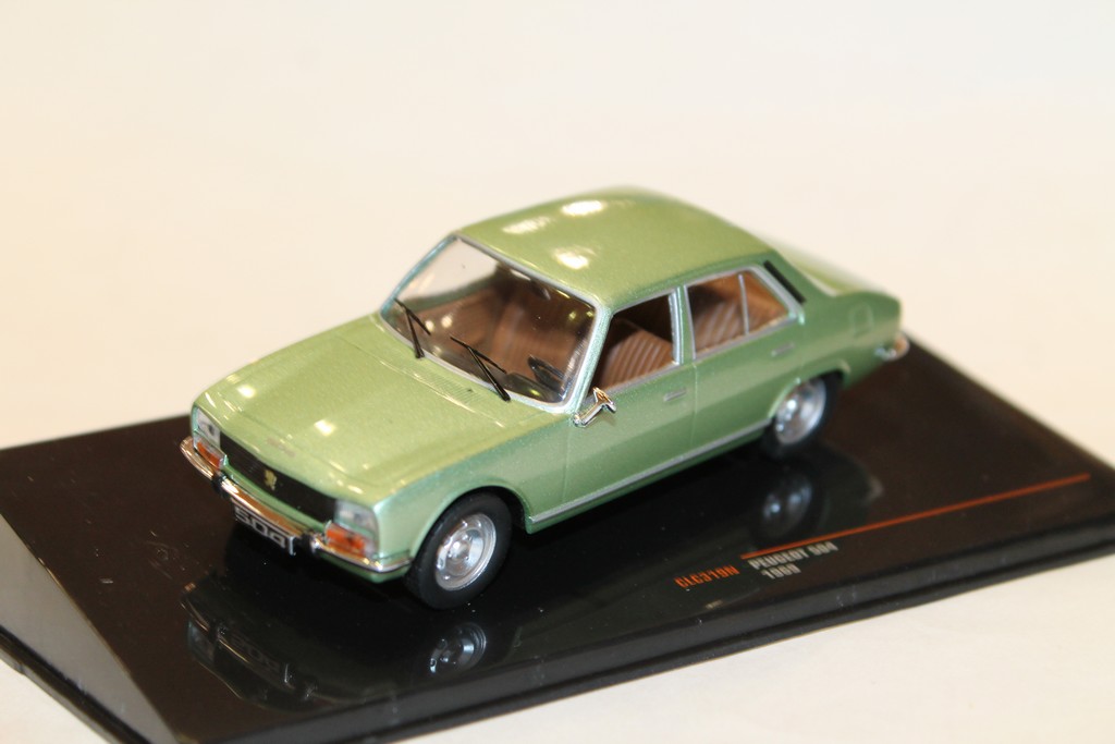 PEUGEOT 504 VERT 1969 IXO 1/43°