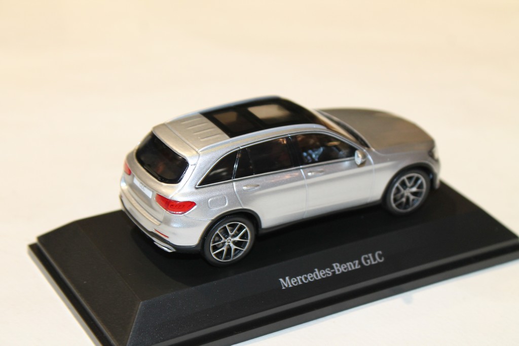 MERCEDES-BENZ GLC ARGENT 2019 SPARK 1/43°