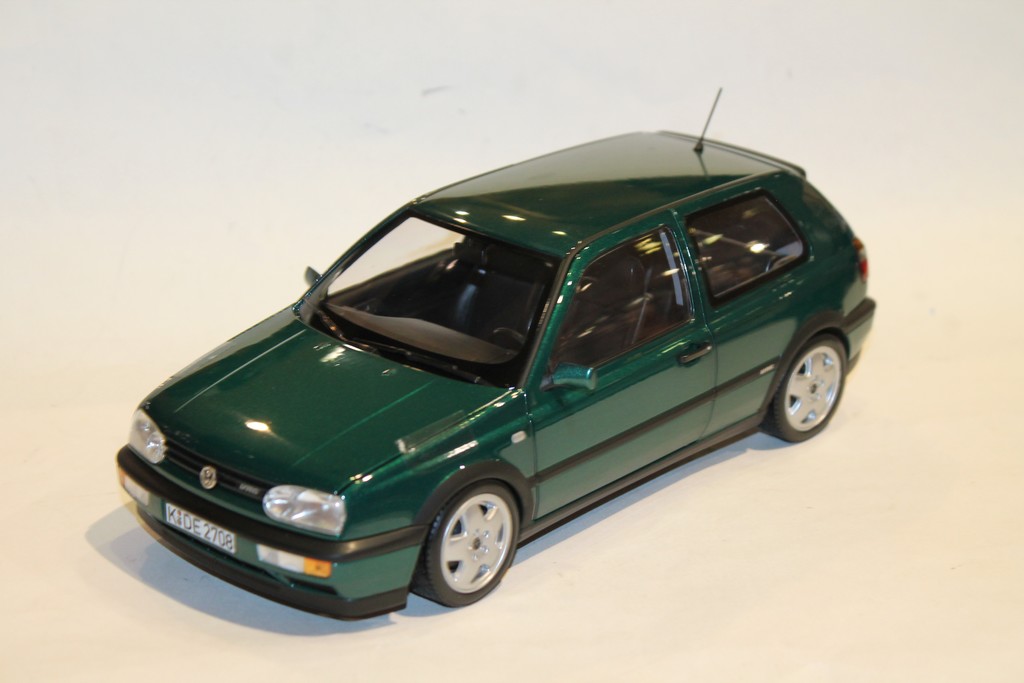 VOLKSWAGEN GOLF VR6 GREEN 1996 NOREV 1/18°