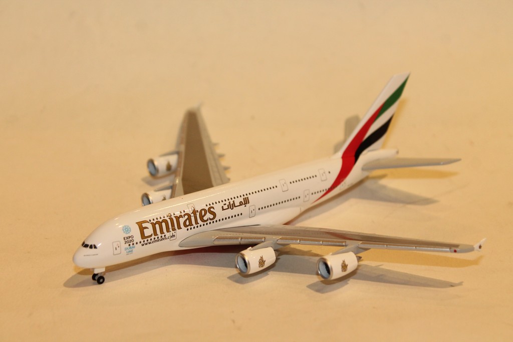AIRBUS A380-800 EMIRATES HERPA 1/500°