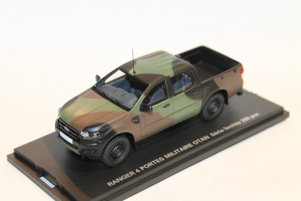 FORD RANGER 4 PORTES MILITAIRE OTAN ALARME 1/43°