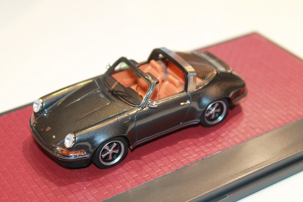 PORSCHE SINGER 911 TARGA 2018  MATRIX 1/43°